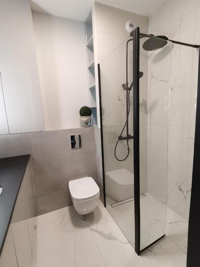 ワルシャワLuxusowy Apartament Klimczakaアパートメント エクステリア 写真