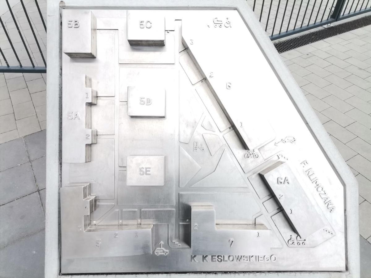 ワルシャワLuxusowy Apartament Klimczakaアパートメント エクステリア 写真