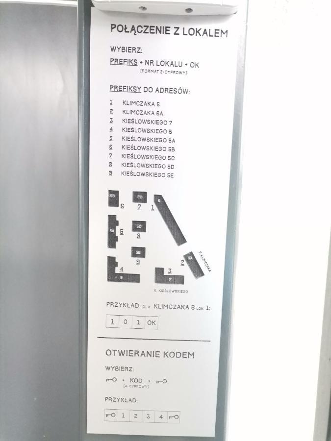 ワルシャワLuxusowy Apartament Klimczakaアパートメント エクステリア 写真